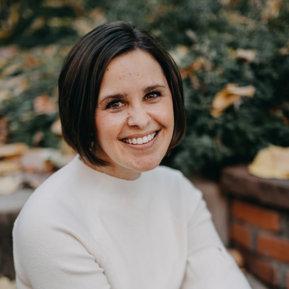 Meet your Posher, Nina